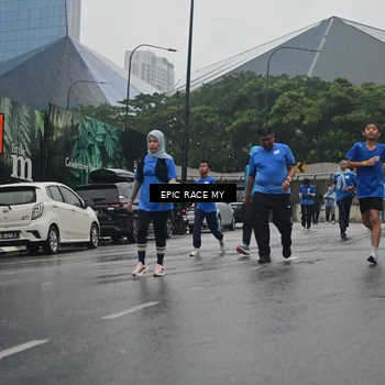 Runner Photo 7749317