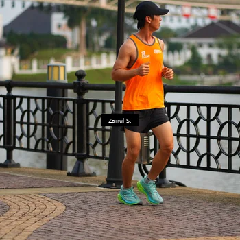 Runner Photo 7749318
