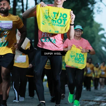 Runner Photo 7749330