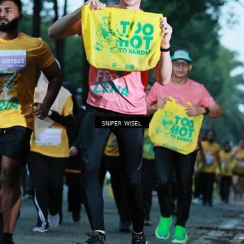 Runner Photo 7749335