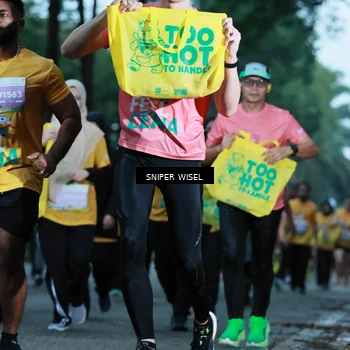 Runner Photo 7749338