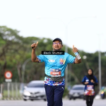 Runner Photo 7749339