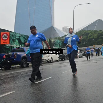 Runner Photo 7749340