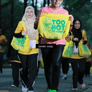 Runner Photo 7749341
