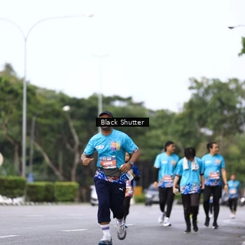 Runner Photo 7749344