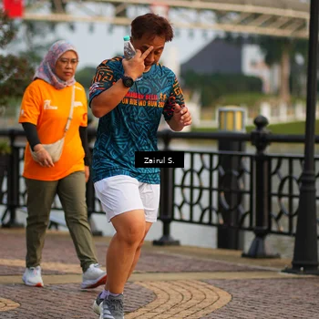 Runner Photo 7749354