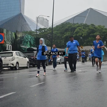 Runner Photo 7749366