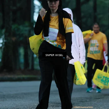 Runner Photo 7749370