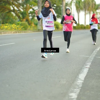 Runner Photo 7749394