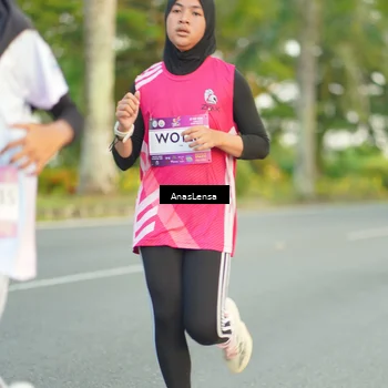 Runner Photo 7749410