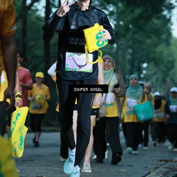 Runner Photo 7749423
