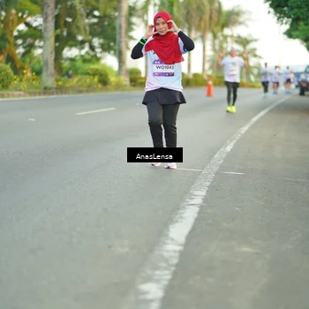 Runner Photo 7749431