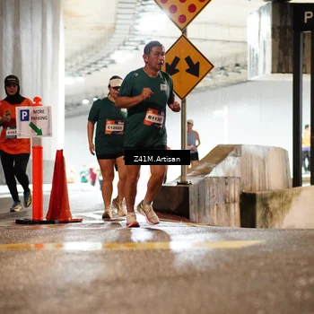 Runner Photo 7749435