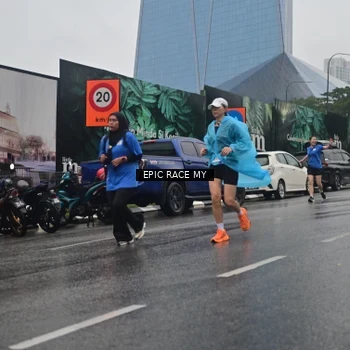 Runner Photo 7749449