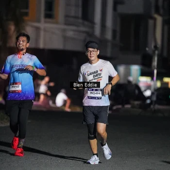 Runner Photo 7749465