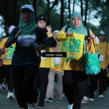 Runner Photo 7749470