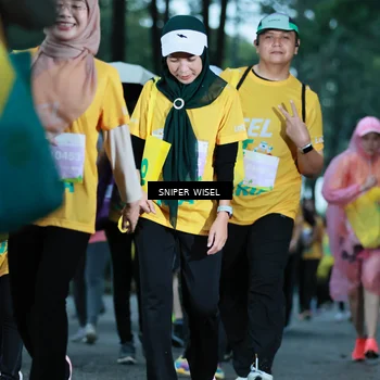 Runner Photo 7749475