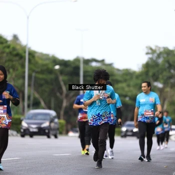 Runner Photo 7749476