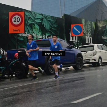 Runner Photo 7749477
