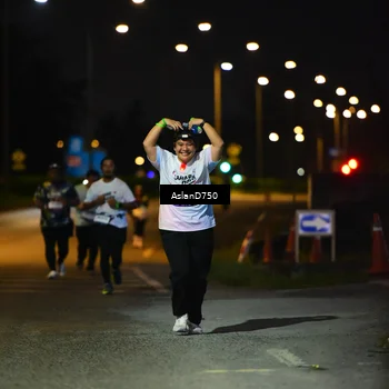 Runner Photo 7749481