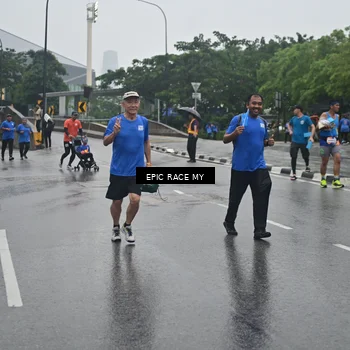 Runner Photo 7749482