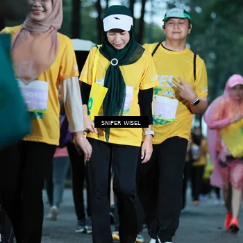 Runner Photo 7749483