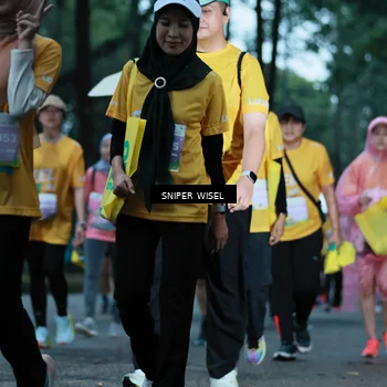 Runner Photo 7749492
