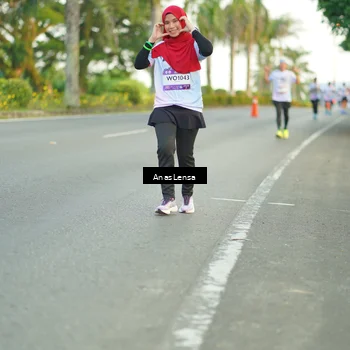 Runner Photo 7749498