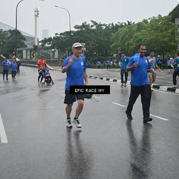 Runner Photo 7749510