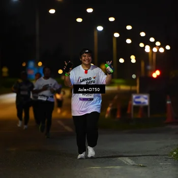 Runner Photo 7749539