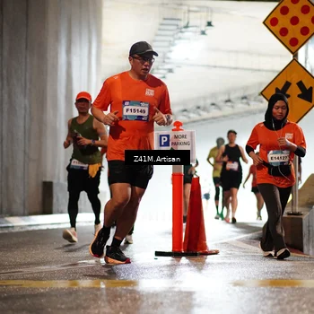 Runner Photo 7749552