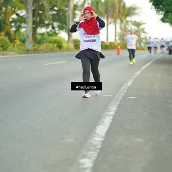 Runner Photo 7749557