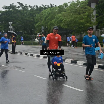 Runner Photo 7749576