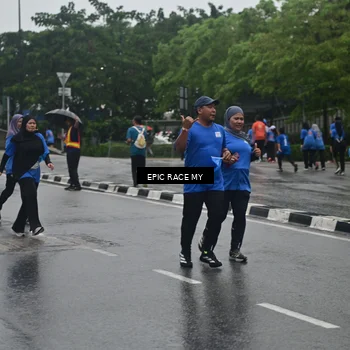 Runner Photo 7749588