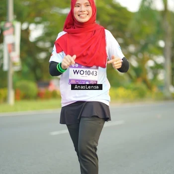Runner Photo 7749613