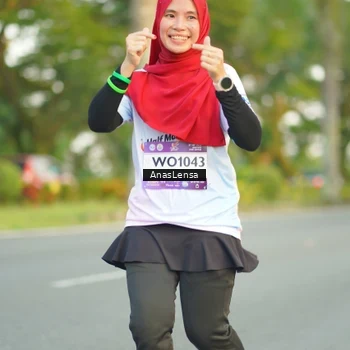 Runner Photo 7749618