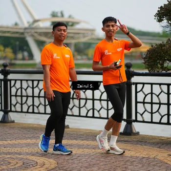 Runner Photo 7749621