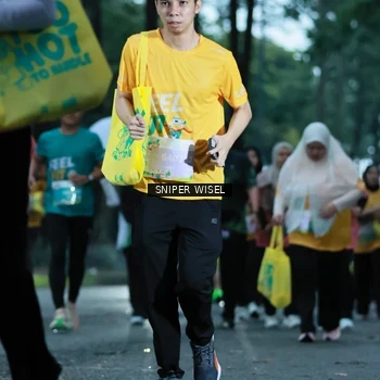 Runner Photo 7749630