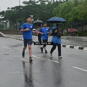 Runner Photo 7749636