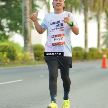 Runner Photo 7749648