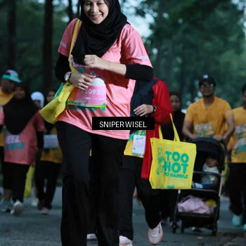 Runner Photo 7749651