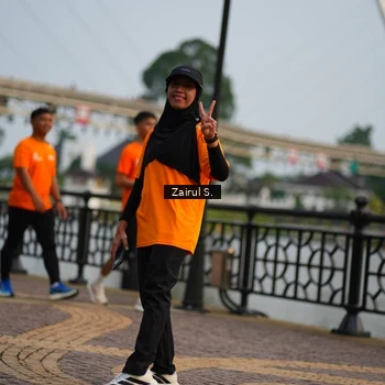 Runner Photo 7749653
