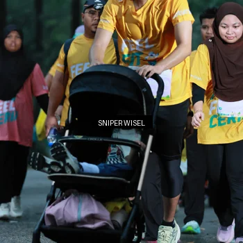 Runner Photo 7749667