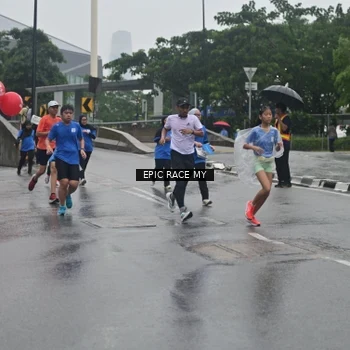 Runner Photo 7749671