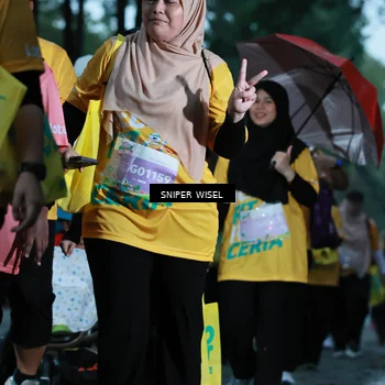 Runner Photo 7749673