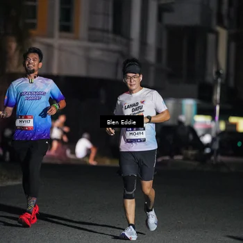 Runner Photo 7749686