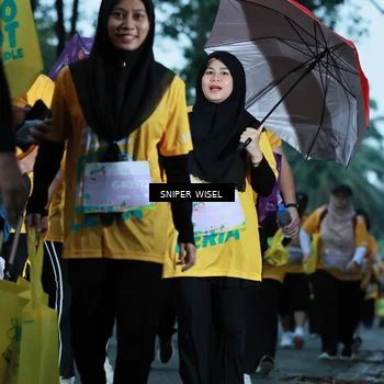 Runner Photo 7749690