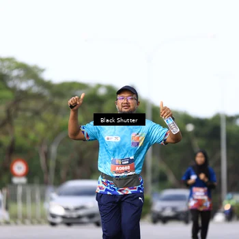 Runner Photo 7749711