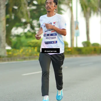 Runner Photo 7749722