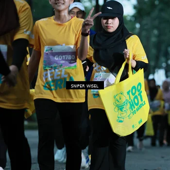 Runner Photo 7749726